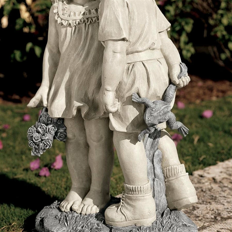 Brand new π Design Toscano Young Sweethearts Kissing Children Garden Statue π 3 Brand new π Design Toscano Young Sweethearts Kissing Children Garden Statue π - Image 3