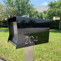 Best reviews of 🎁 TedStuff The RetroBox With Locking Doors. Modern Pole Mounted Mailbox, Pole Not Included. ✨ -Outdoor Decor Shop d5d130230daf23d0 3102 w800 h800 b0 p0